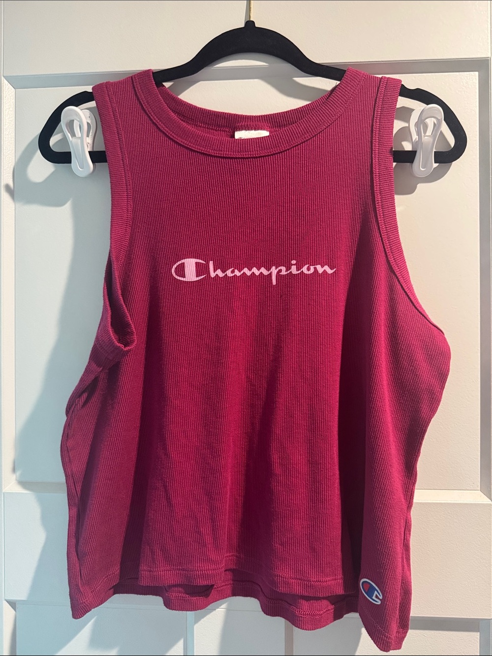 Magenta Chanpion cropped tank